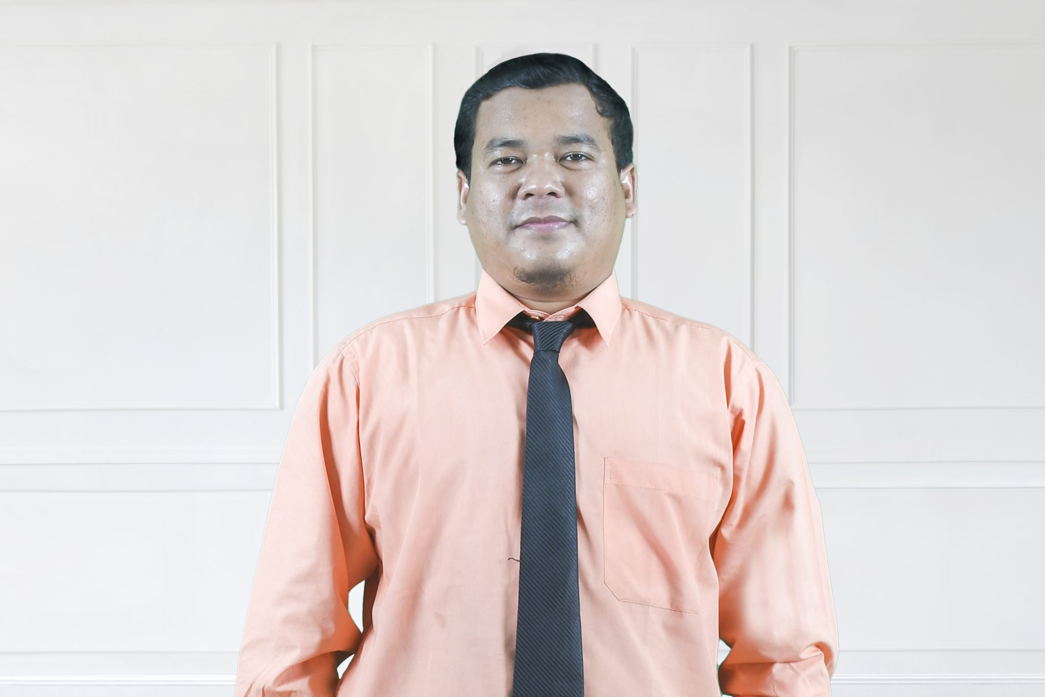 Tarmuzi S. Pd - Staff Bilingual